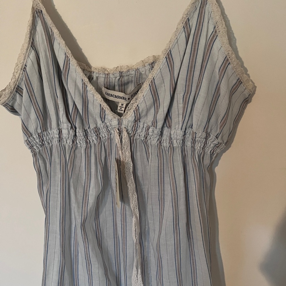 Abercrombie &Fitch top